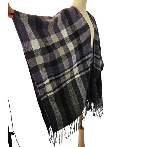 Banana Republic Cashmere Knit Karen Purple Plaid Poncho Wrap Poly Womens OS NWT - Picture 6 of 8